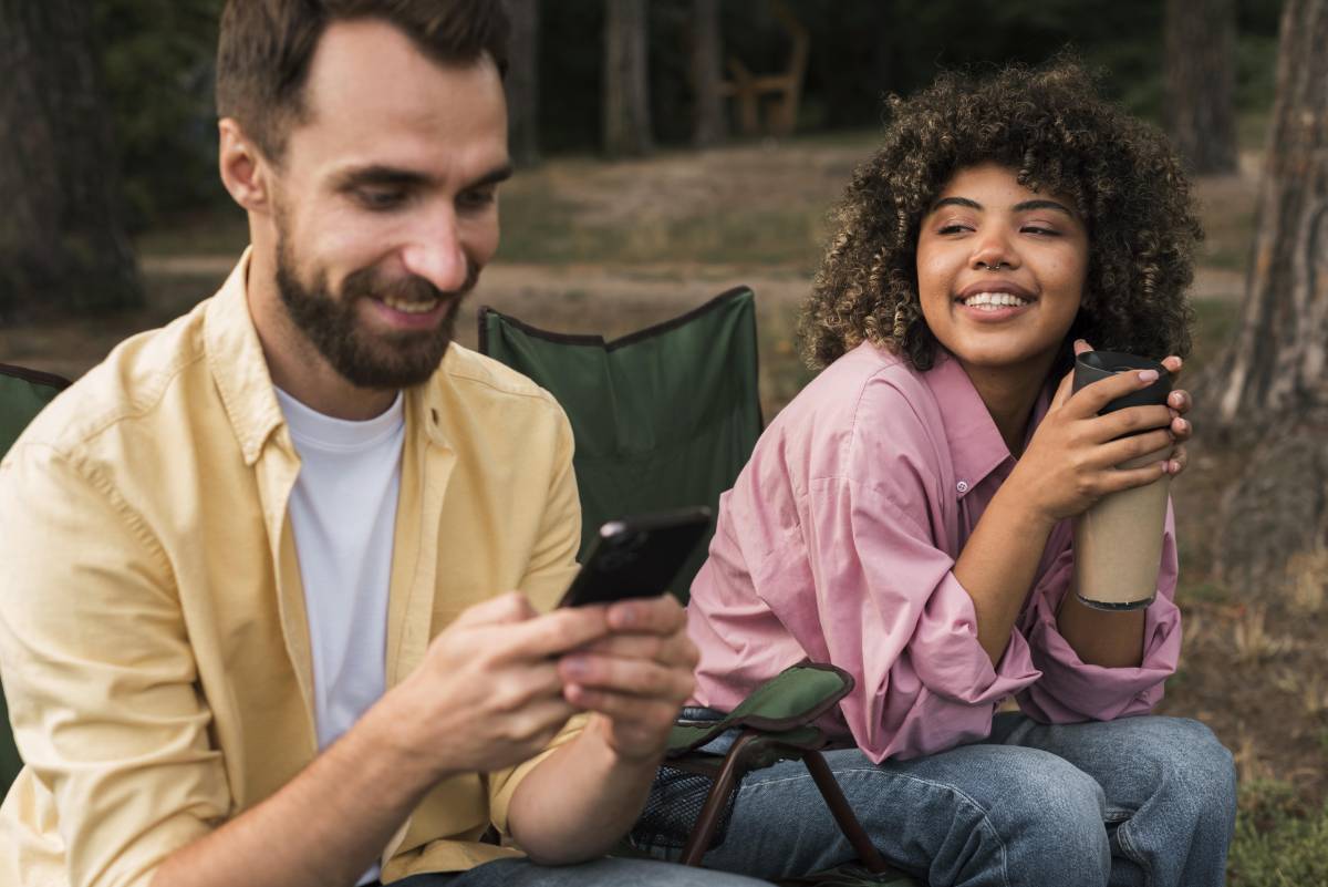 Qué Es El Stashing, Cuando Tu Pareja “te Esconde” En Redes Sociales